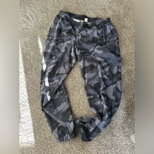 Old navy athletic joggers